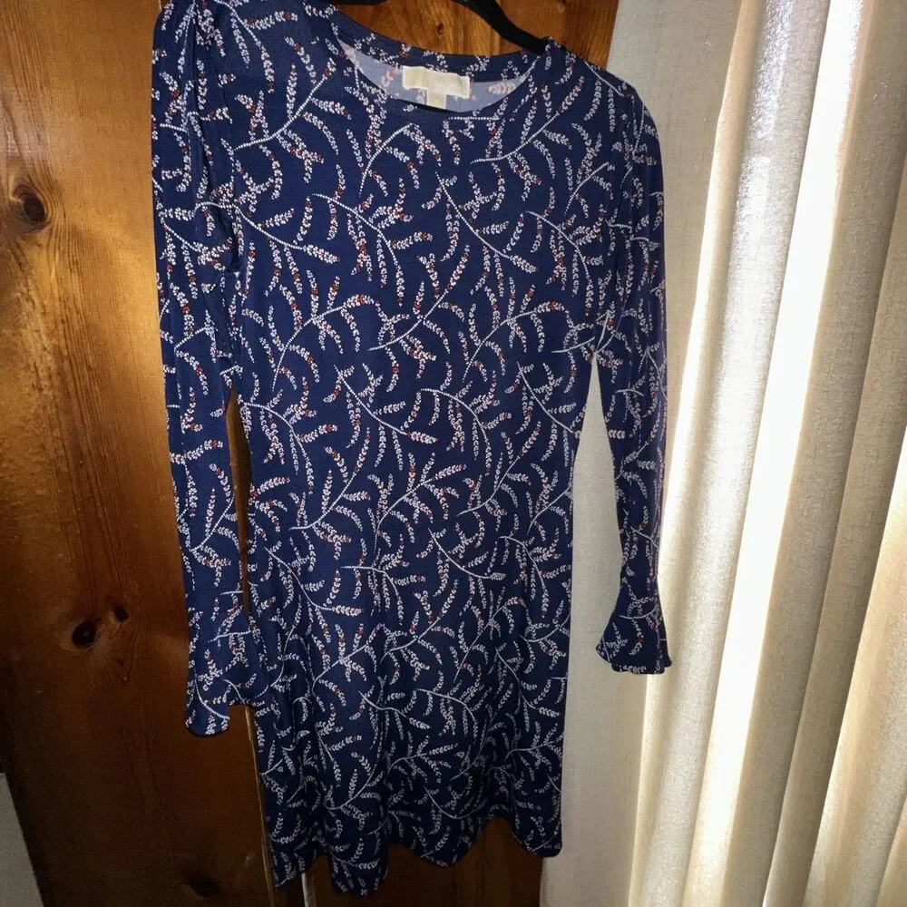 NWOT Michael Kors Long, Bell Sleeve dress Size M Navy Blue w White & Red
